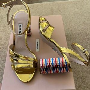 Miu Miu Rainbow Gold Heels Calzature Donna
